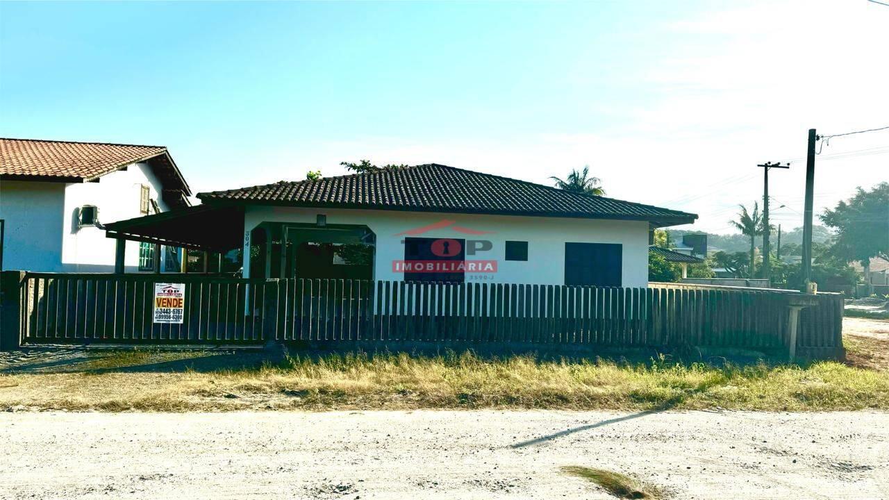 Foto do imóvel Casa com 3 dormitórios à venda, 177 m² por R$ 600.000,00 - Princesa do Mar - Itapoá/SC em Princesa do Mar